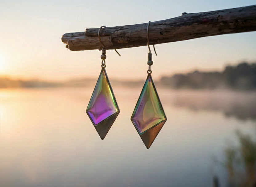 Dichroitischer Ohrring »Diamant«